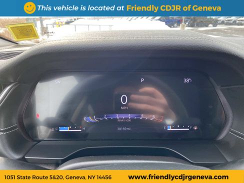 Used 2023 Jeep Grand Cherokee L Limited image 17