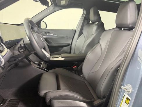 Used 2023 BMW X1 xDrive28i w/ Convenience Package AWD/4WD image 16