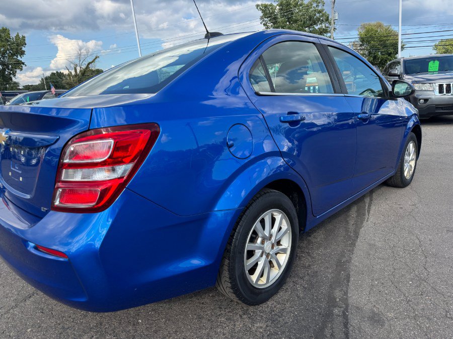 Used 2017 Chevrolet Sonic LT FWD image 11