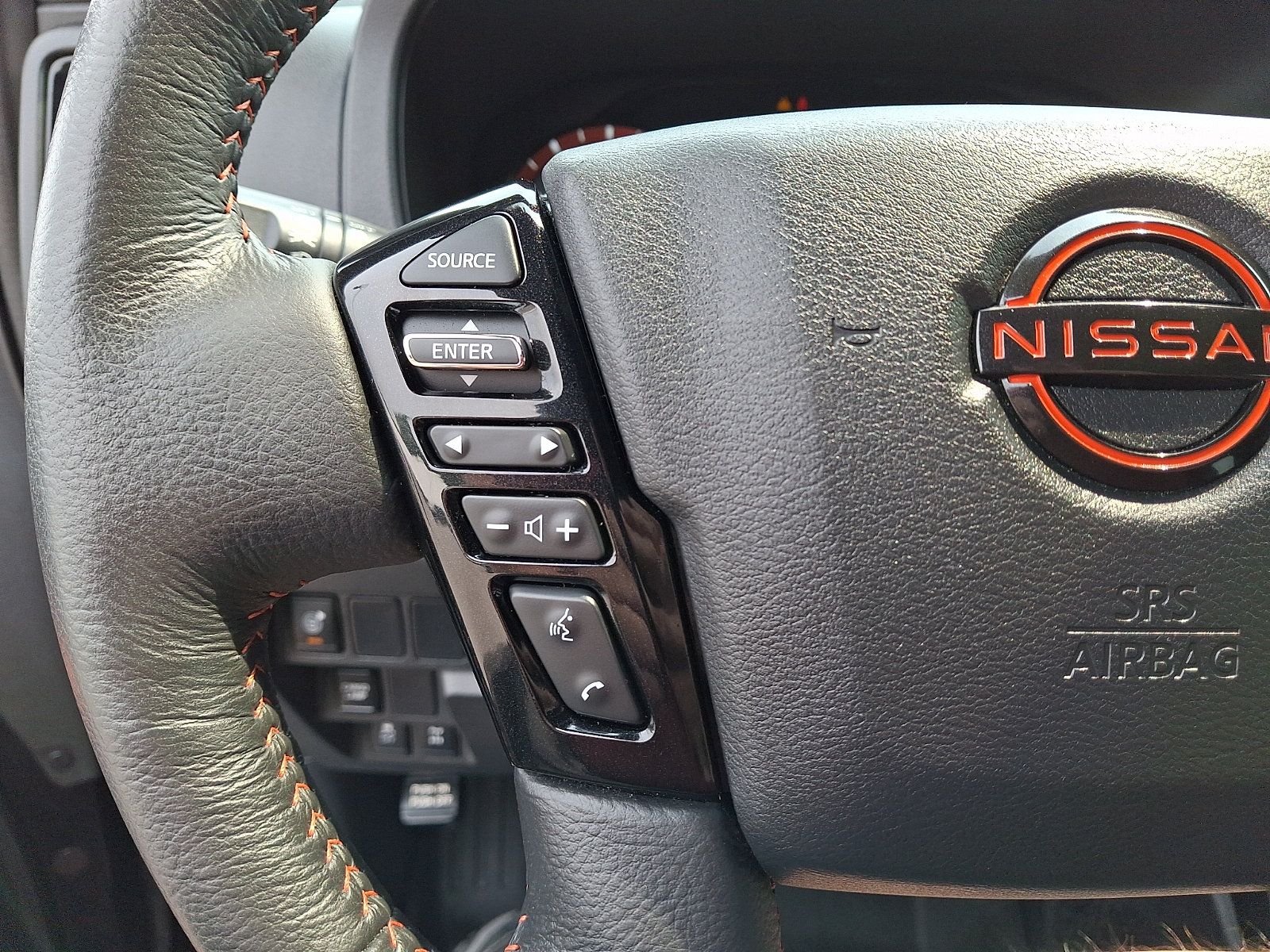 Used 2026 Nissan Frontier PRO-4X w/ Pro-4x Convenience Package AWD/4WD image 21