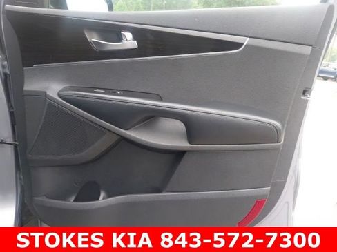 Used 2020 Kia Sorento EX AWD/4WD image 32