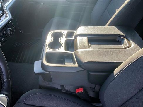 Used 2024 Chevrolet Silverado 2500 LT image 15