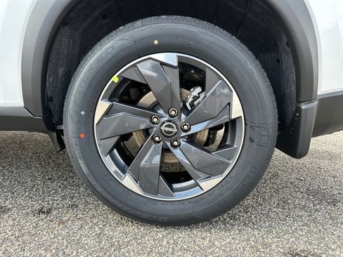 New 2026 Nissan Rogue SV w/ Cold Weather Package image 20