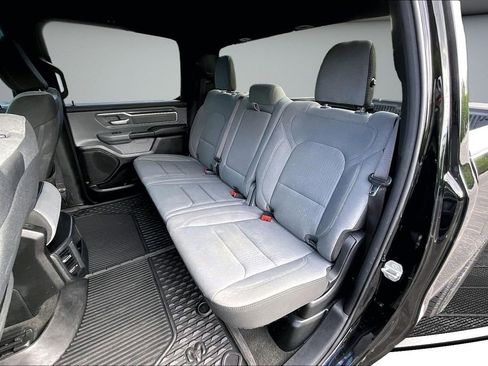 Used 2021 RAM 1500 Big Horn AWD/4WD image 23