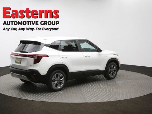 Used 2024 Kia Seltos LX image 42