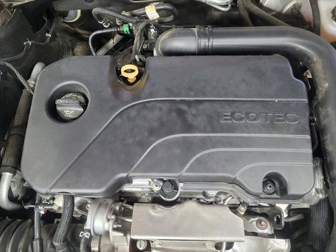 Used 2020 Chevrolet Malibu RS FWD image 30