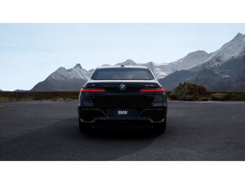 New 2026 BMW i7 eDrive50 image 5