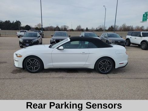 Used 2022 Ford Mustang Premium image 3