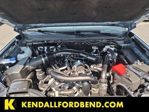 Certified 2025 Ford Ranger Raptor AWD/4WD image 24