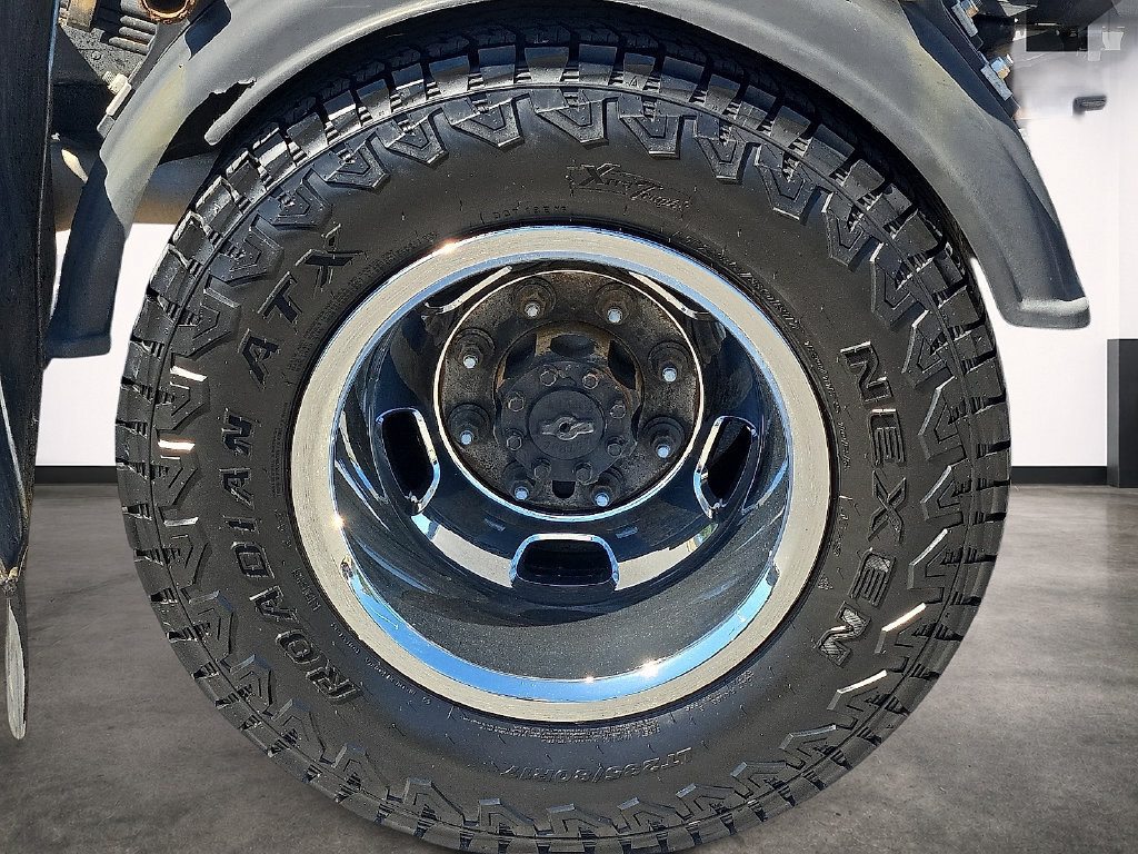 Used 2023 RAM 3500 Tradesman w/ Chrome Appearance Group AWD/4WD image 7