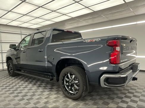 Used 2021 Chevrolet Silverado 1500 LT image 20