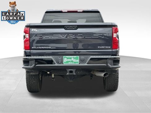Used 2024 Chevrolet Silverado 2500 Custom w/ Custom Value Package image 11