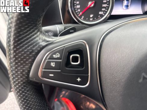 Used 2017 Mercedes-Benz E 300 4MATIC image 38