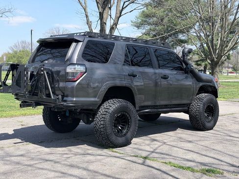 Used 2020 Toyota 4Runner Nightshade AWD/4WD image 34