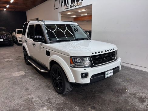 Used 2016 Land Rover LR4 HSE Silver Edition AWD/4WD image 2