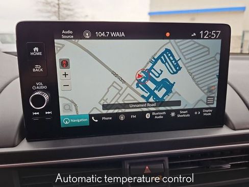 Used 2025 Honda Pilot Touring image 26