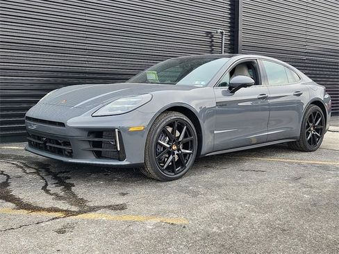 New 2026 Porsche Panamera 4 E-Hybrid image 1