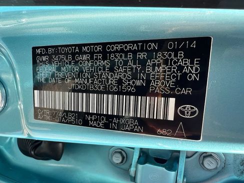 Used 2014 Toyota Prius C Four FWD image 40