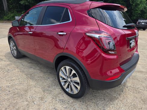 Used 2019 Buick Encore Preferred w/ Safety Package FWD image 7