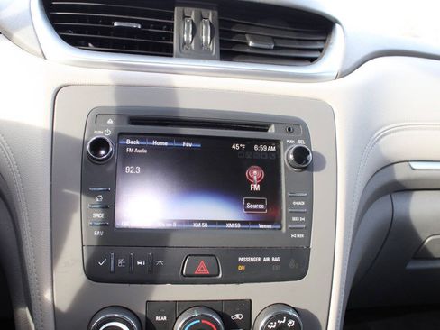Used 2017 Chevrolet Traverse LS AWD/4WD image 27