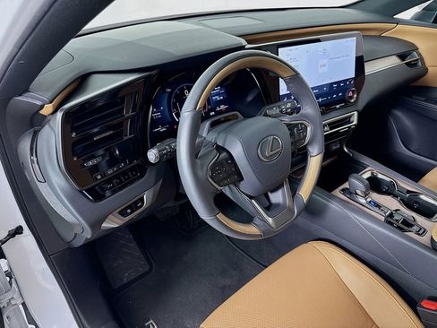 Certified 2025 Lexus RX 350 Premium w/ Convenience Package FWD image 9