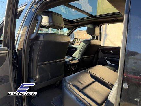 Used 2022 Toyota Tundra Platinum image 27