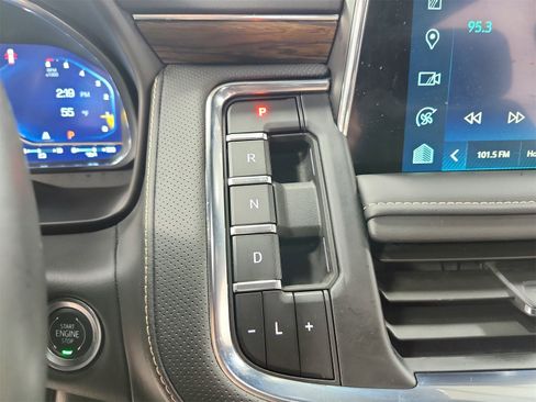 Used 2024 Chevrolet Tahoe Premier image 27