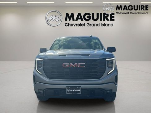 Used 2023 GMC Sierra 1500 Elevation image 28