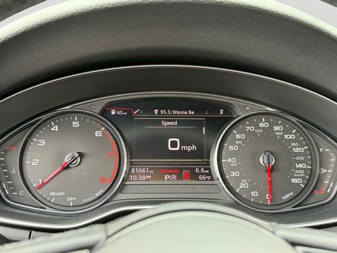 Used 2019 Audi A4 2.0T Premium FWD image 24