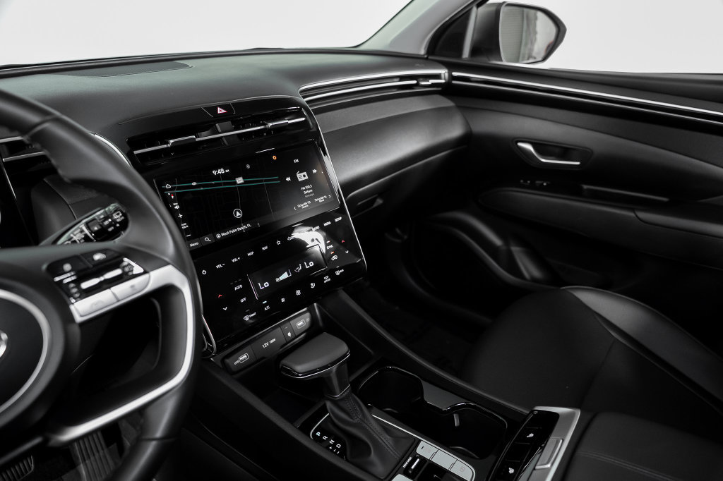 Certified 2024 Hyundai Tucson SEL w/ Convenience Package FWD image 27