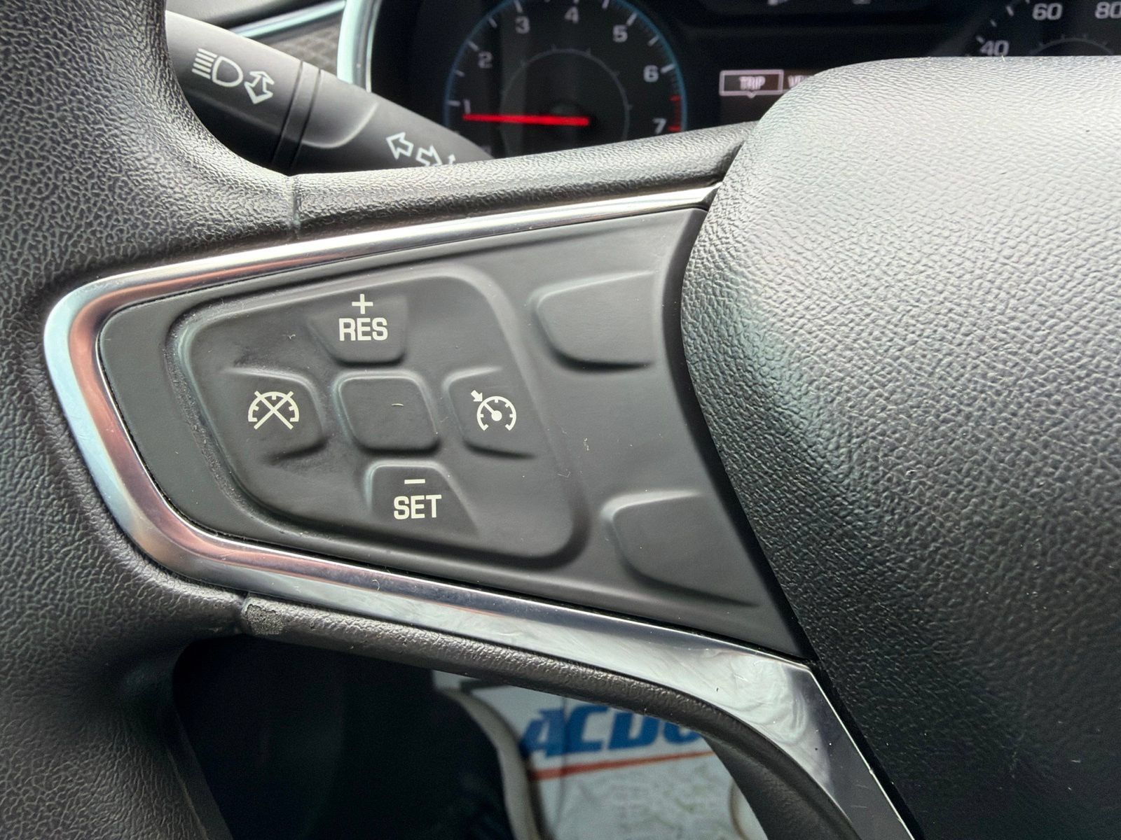 Used 2017 Chevrolet Malibu LT FWD image 13