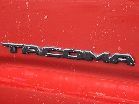 Used 2020 Toyota Tacoma TRD Off-Road image 30