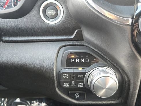 Used 2025 RAM 1500 Laramie AWD/4WD image 14