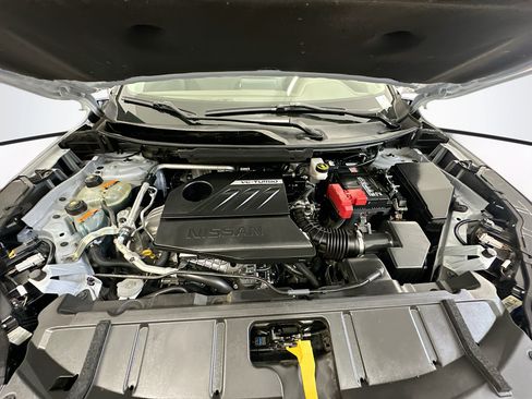 Used 2023 Nissan Rogue SV AWD/4WD image 33