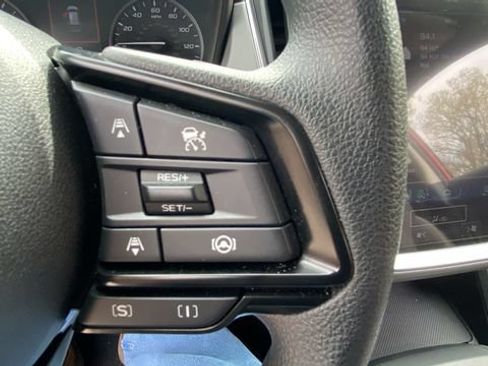 Certified 2025 Subaru Crosstrek 2.5i Premium AWD/4WD image 25