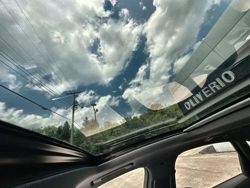 Used 2024 Audi A6 Premium Plus image 19