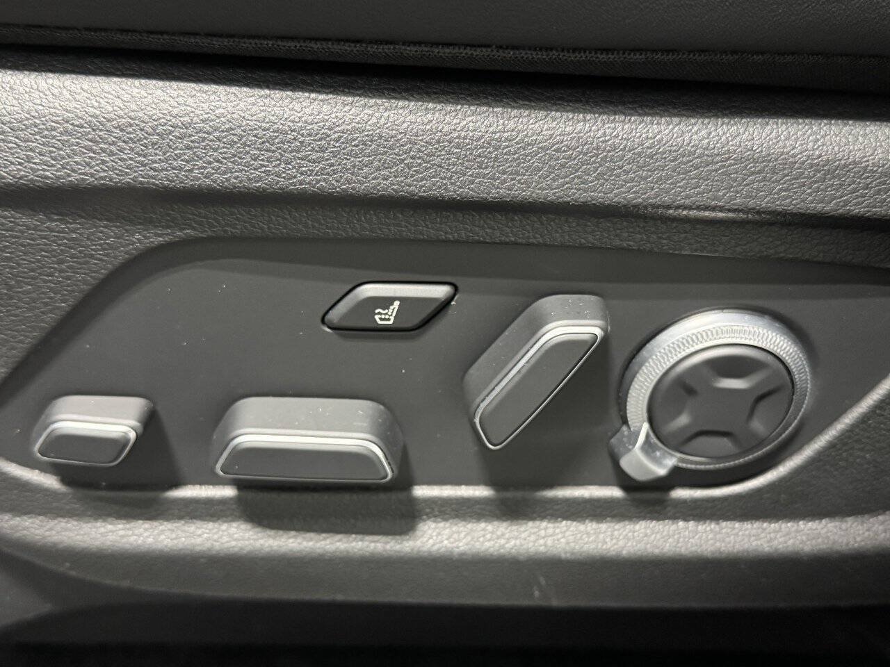 Used 2025 Hyundai Palisade Calligraphy AWD/4WD image 15
