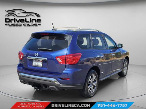 Used 2018 Nissan Pathfinder S FWD image 10
