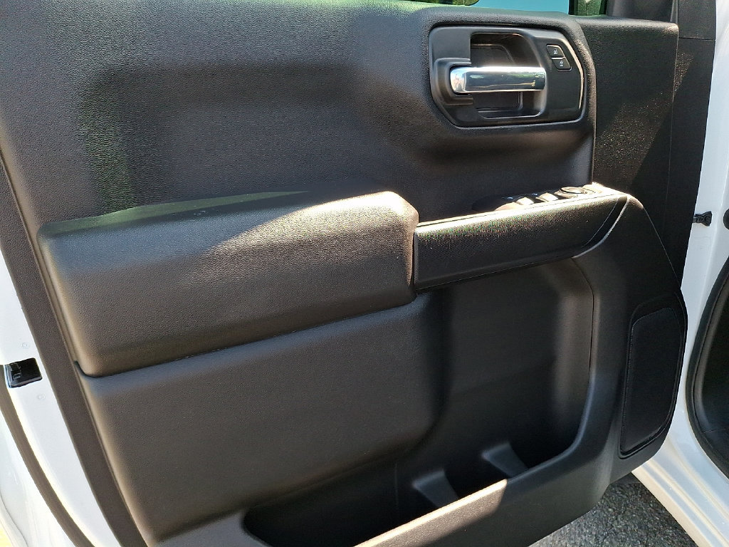 Used 2022 Chevrolet Silverado 1500 Custom AWD/4WD image 14