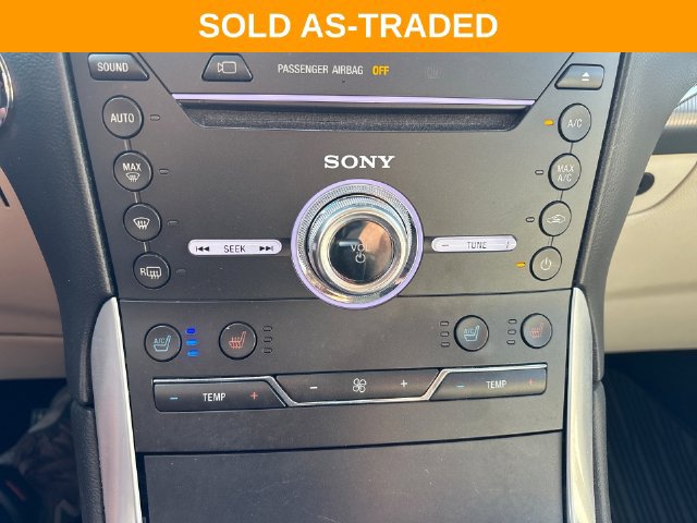 Used 2017 Ford Edge Titanium w/ Equipment Group 302A FWD image 19