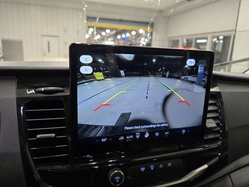 Used 2024 Ford Transit 350 XLT image 23