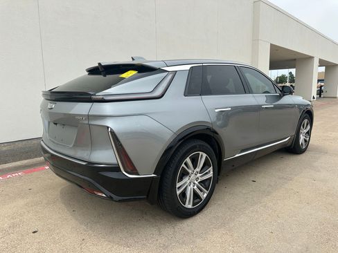 Used 2024 Cadillac Lyriq Tech w/ LPO, Floor Liner Package RWD image 7