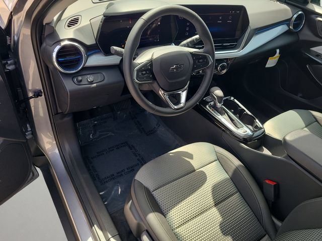New 2026 Chevrolet Trax LT w/ Midnight Edition FWD image 19