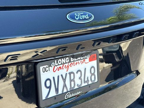 Used 2025 Ford Explorer ST-Line w/ Premium Package image 6