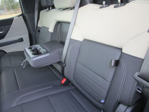 New 2026 GMC Hummer EV 4x4 Crew Cab image 22