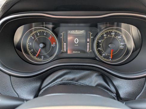 Used 2021 Jeep Cherokee Latitude Lux image 21