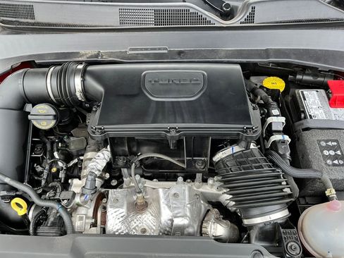 Used 2025 Jeep Compass Trailhawk image 32