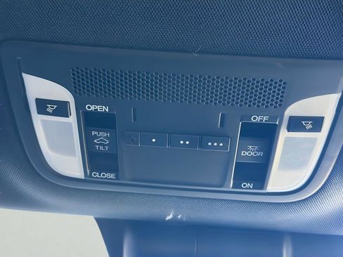 Used 2021 Acura ILX FWD image 19