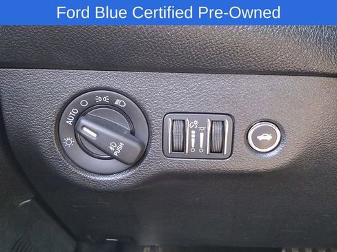 Used 2017 Dodge Challenger SXT w/ Blacktop Package RWD image 24