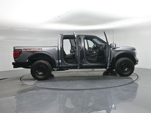 Used 2025 Ford F150 Raptor image 4